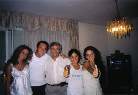 le groupe à rishon letsion dans la maison mlehhhh